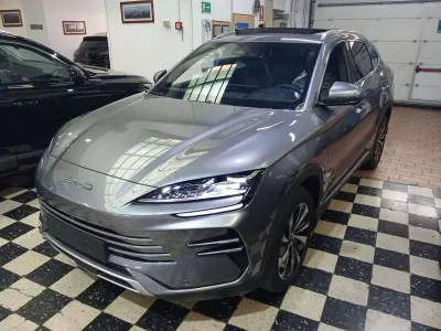 Nuova BYD Seal U Design 324 CV (238 kW) 2026 Grigio SUV