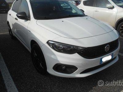 usata Fiat Tipo 1.3 Mjt 95 CV SPORT 2019 NEOPATENTATI