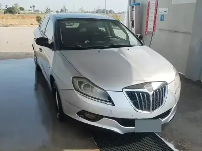 Usata Lancia Delta