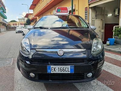 Usata Fiat Grande Punto 77 CV (56 kW) 2011 Blu Utilitaria