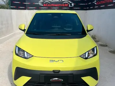 Nuova BYD Dolphin 64 kW (88 CV) 2026 Giallo Utilitaria