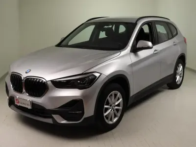 Usata BMW X1 Sport Line 150 CV (110 kW) 2021 Giallo SUV