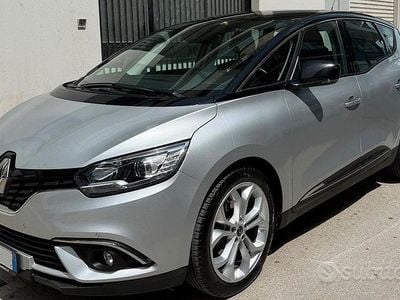 Usata Renault Scénic 2022 Grigio Monovolume