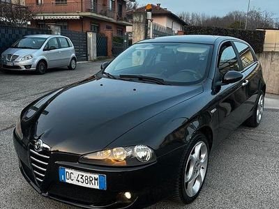Usata Alfa Romeo 147 120 CV (88 kW) 2006 Nero Utilitaria