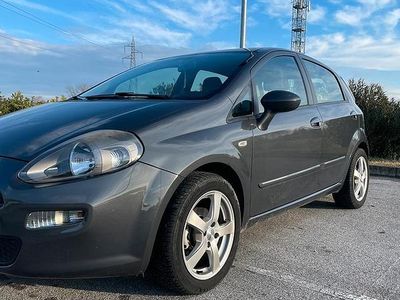 Usata Fiat Punto 75 CV (55 kW) 2012 Grigio Utilitaria