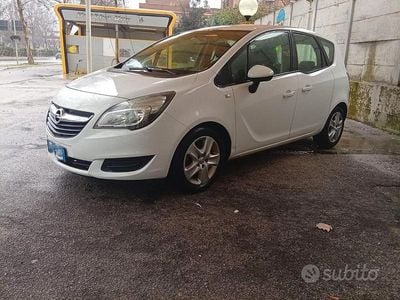 Usata Opel Meriva 120 CV (88 kW) 2017 Monovolume