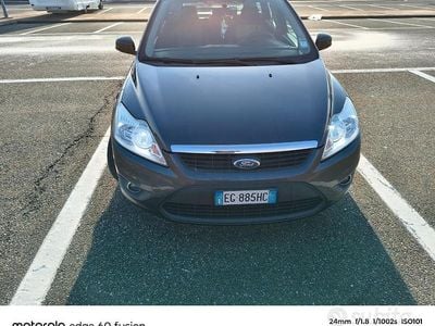 Usata Ford Focus Style 109 CV (80 kW) 2011 Grigio Station wagon