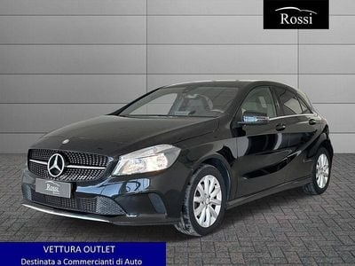 Begagnad Mercedes A160 90 HK (66 kW) 2017 Svart Sedan