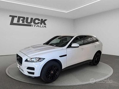 Begagnad Jaguar F-Pace Prestige 180 HK (132 kW) 2018 Vit SUV