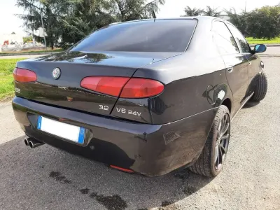 Usata Alfa Romeo 166 Exclusive 239 CV (175 kW) 2006 Blu/azzurro Berlina