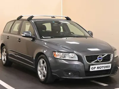 Usata Volvo V50 Plus 114 CV (83 kW) 2012 Grigio Station wagon