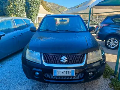 Usata Suzuki Grand Vitara 129 CV (94 kW) 2007 Nero SUV