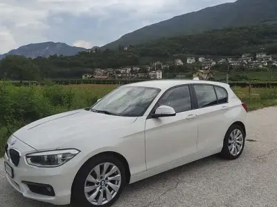Usata BMW 118 Advantage 150 CV (110 kW) 2016 Utilitaria