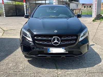 Usata Mercedes GLA200 136 CV (100 kW) 2018 Nero SUV