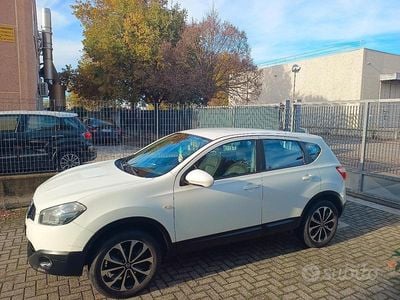 Usata Nissan Qashqai Tekna 150 CV (110 kW) 2010 Bianco SUV