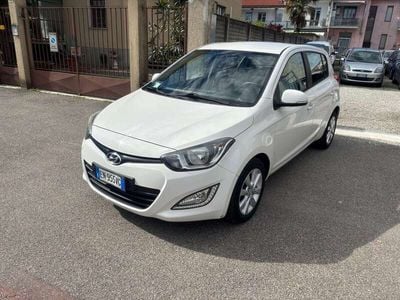 Usata Hyundai i20 Classic 90 CV (66 kW) 2012 Bianco Utilitaria
