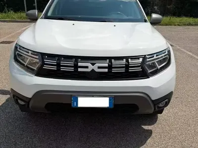 Usata Dacia Duster 101 CV (74 kW) 2022 Bianco SUV