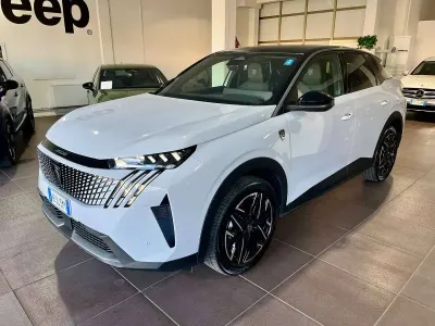 Usata Peugeot 3008 Allure 136 CV (100 kW) 2025 Bianco SUV