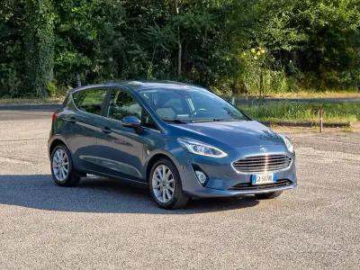 Usata Ford Fiesta Vignale 86 CV (63 kW) 2020 Blu Utilitaria