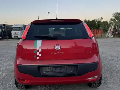 Usata Fiat Punto Evo 77 CV (56 kW) 2012 Rosso Utilitaria