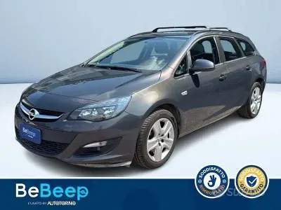 Usata Opel Astra Cosmo 110 CV (80 kW) 2015 Grigio metallizzato Station wagon