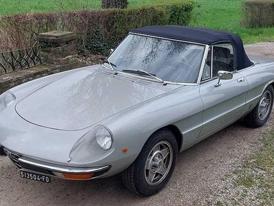 Usata Alfa Romeo Spider 103 CV (75 kW) 1982 Argento Cabrio