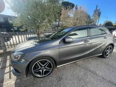 Usata Mercedes A180 Premium 109 CV (80 kW) 2014 Argento Berlina