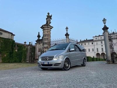 Usata Mercedes Viano Avantgarde 224 CV (164 kW) 2011 Argento Monovolume