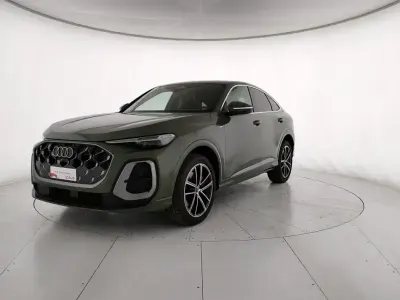 Usata Audi Q5 Sportback S-Line 204 CV (150 kW) 2025 Verde SUV