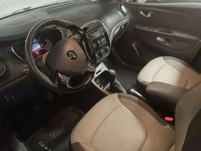 Usata Renault Captur Zen 90 CV (66 kW) 2015 SUV