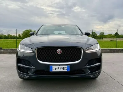 Usata Jaguar F-Pace Pure 179 CV (131 kW) 2018 SUV