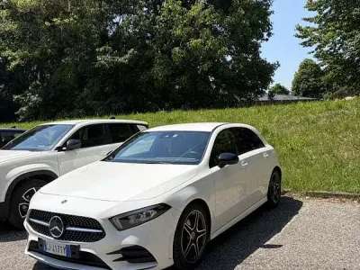 Usata Mercedes A180 Premium 136 CV (100 kW) 2019 Berlina