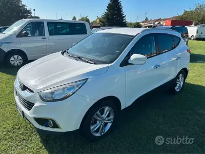 Usata Hyundai ix35 Xpossible 116 CV (85 kW) 2013 Bianco SUV