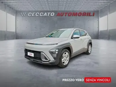 Usata Hyundai Kona 120 CV (88 kW) 2023 Grigio SUV