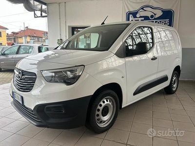 Usata Opel Combo 102 CV (75 kW) 2020 Bianco Monovolume