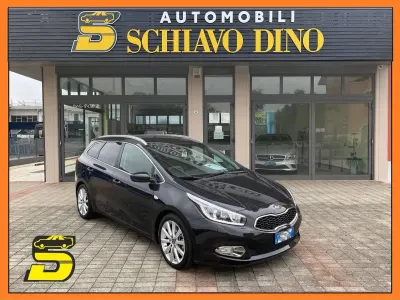 Usata Kia Ceed Sportswagon 128 CV (94 kW) 2015 Nero Station wagon