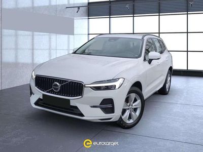 Usado Volvo XC60 Momentum 197 HP (144 kW) 2021 Branco SUV