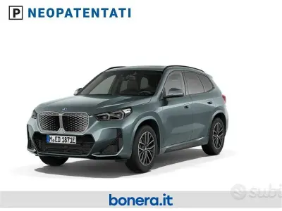 Nuova BMW iX1 M Sport 67 kW (92 CV) 2026 Verde SUV
