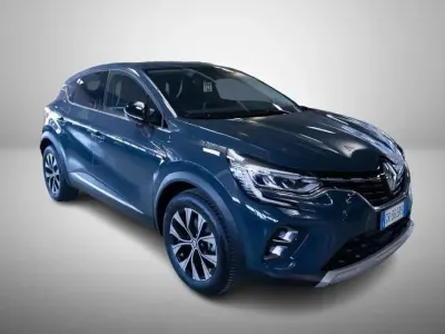 Usado Renault Captur Techno 143 CV (105 kW) 2023 Azul SUV