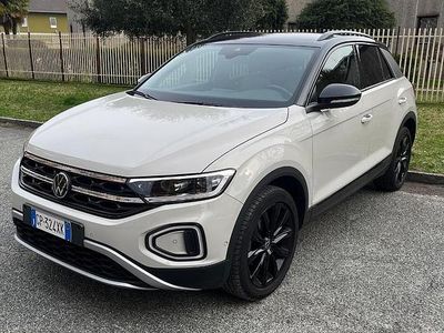 Usata VW T-Roc 110 CV (80 kW) 2023 Bianco SUV