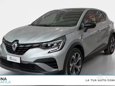 Usata Renault Captur RS Line 94 CV (69 kW) 2022 Grigio SUV