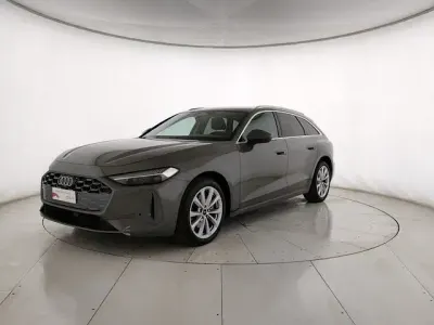 Usata Audi A5 Advanced 204 CV (150 kW) 2025 Grigio chronos metallizzato Station wagon