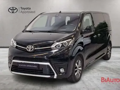 Usata Toyota Proace Luxury 177 CV (130 kW) 2022 Nero Monovolume
