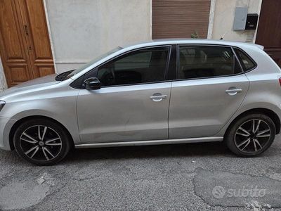 Usata VW Polo 90 CV (66 kW) 2010 Grigio Utilitaria