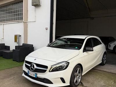 Usata Mercedes A200 Premium 136 CV (100 kW) 2017 Bianco Berlina