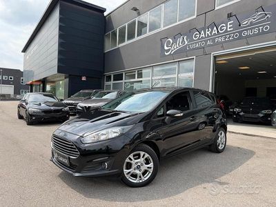 Usado Ford Fiesta 100 HP (73 kW) 2013 Preto Citadino