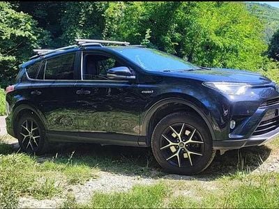 Usata Toyota RAV4 Hybrid 196 CV (144 kW) 2016 Nero SUV