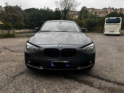 Usata BMW 118 143 CV (105 kW) 2012 Grigio Utilitaria