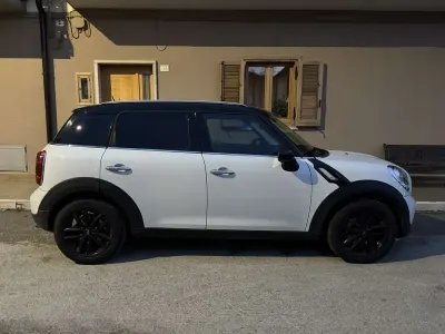 Usata Mini Cooper D Countryman 111 CV (81 kW) 2013 SUV