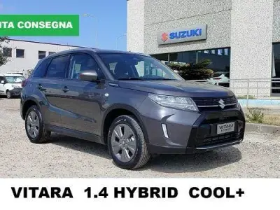 Nuova Suzuki Vitara Cool 110 CV (80 kW) 2026 Giallo SUV